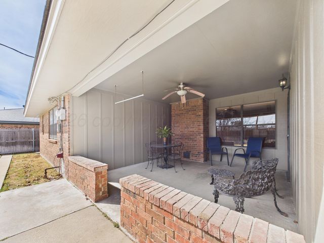 2522 N EVERGREEN Street, Pampa, TX 79065