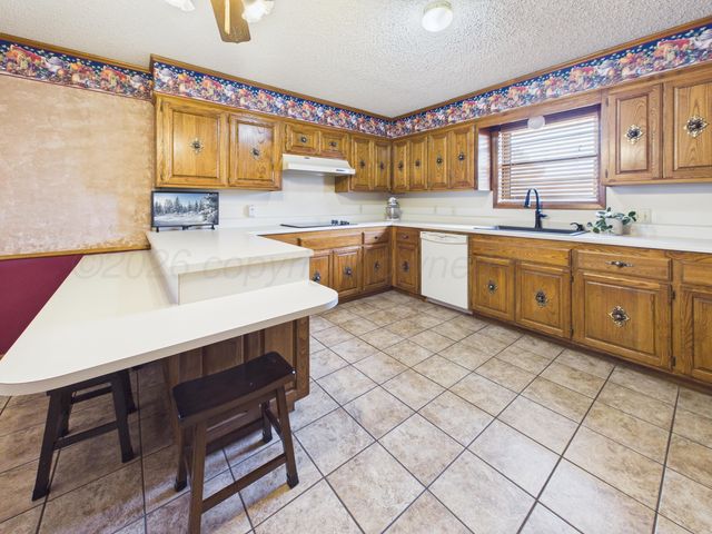 2522 N EVERGREEN Street, Pampa, TX 79065