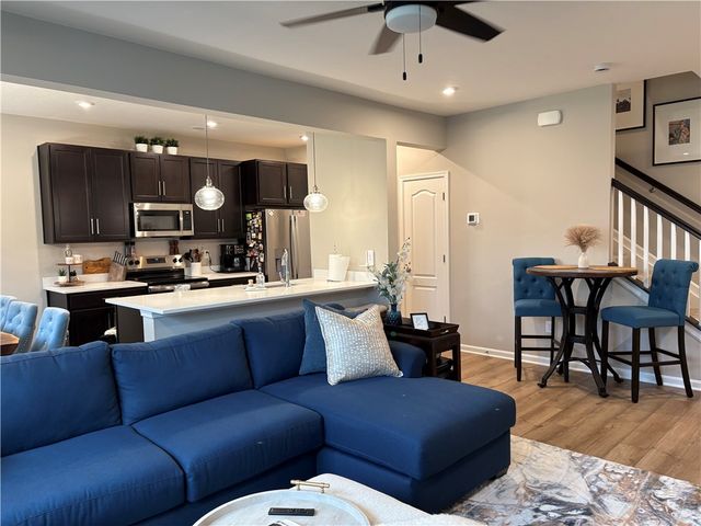 1630 S Golden Clove Bend, Sugarcreek Twp, OH 45305