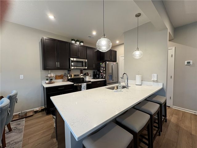 1630 S Golden Clove Bend, Sugarcreek Twp, OH 45305