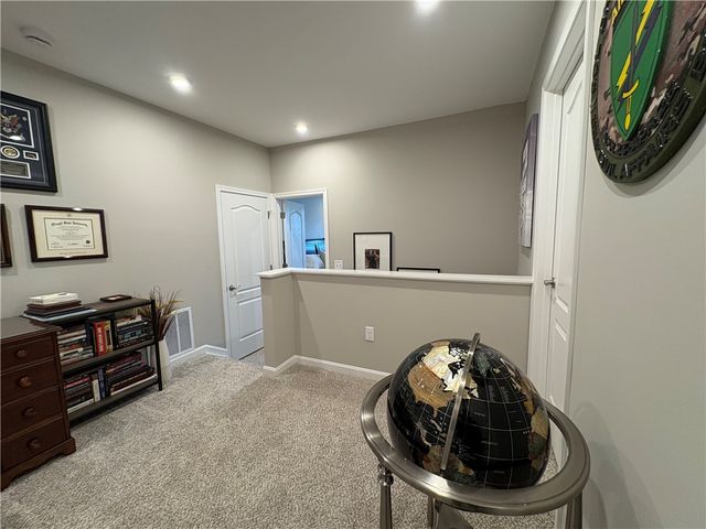 1630 S Golden Clove Bend, Sugarcreek Twp, OH 45305