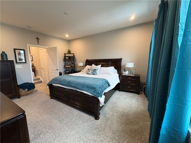 1630 S Golden Clove Bend, Sugarcreek Twp, OH 45305