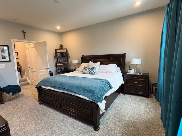 1630 S Golden Clove Bend, Sugarcreek Twp, OH 45305