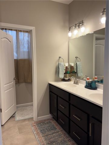 1630 S Golden Clove Bend, Sugarcreek Twp, OH 45305