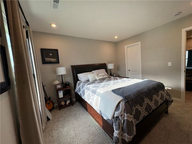 1630 S Golden Clove Bend, Sugarcreek Twp, OH 45305