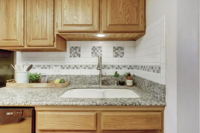 351 Rhode Island St, Grass Valley, CA 95945