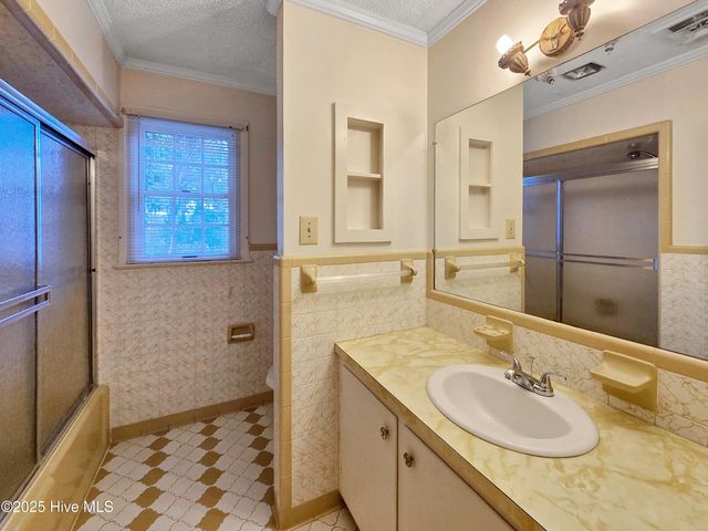 203 Crescent Drive, Windsor, NC 27983