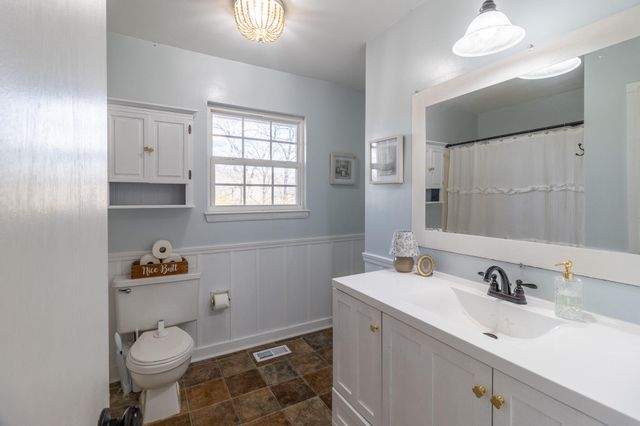 6831 Knollcrest Drive, Harrison, TN 37341