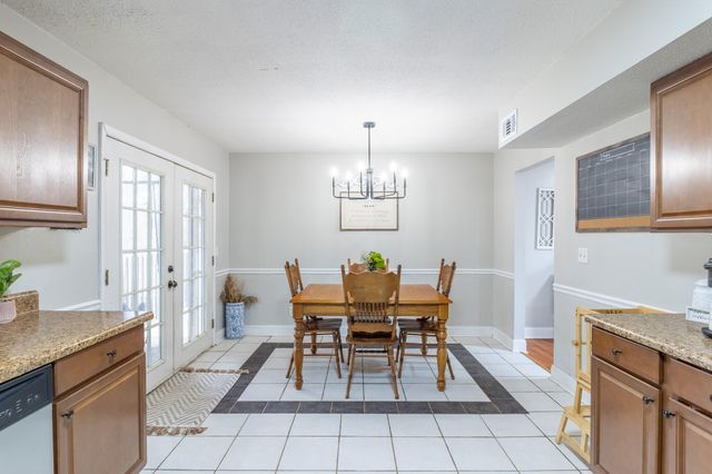 6831 Knollcrest Drive, Harrison, TN 37341