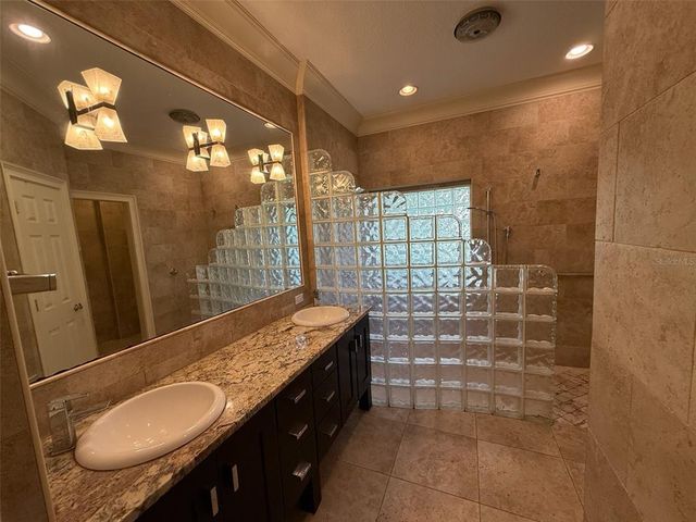 4 SUTTON COURT, Palm Coast, FL 32164
