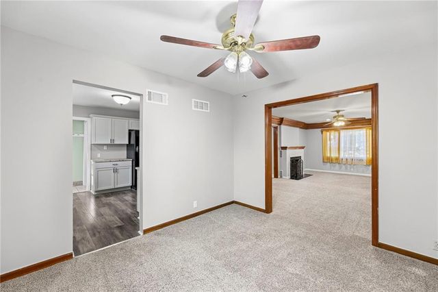 302 E Miami Street, Paola, KS 66071