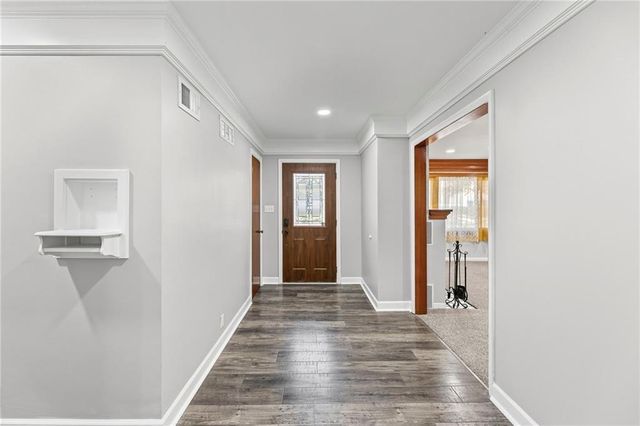 302 E Miami Street, Paola, KS 66071