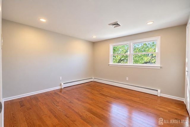 41 New Street, Spotswood, NJ 08884