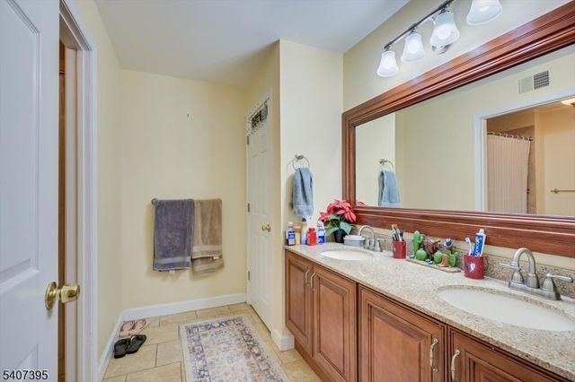 45 Amethyst Way 45, Franklin Twp., NJ 08823