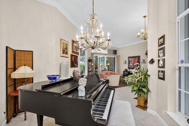 9923 SE Oak Tree Terrace, Tequesta, FL 33469