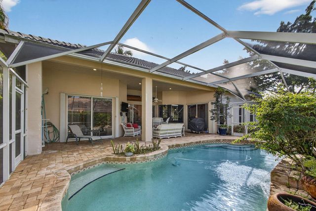 9923 SE Oak Tree Terrace, Tequesta, FL 33469