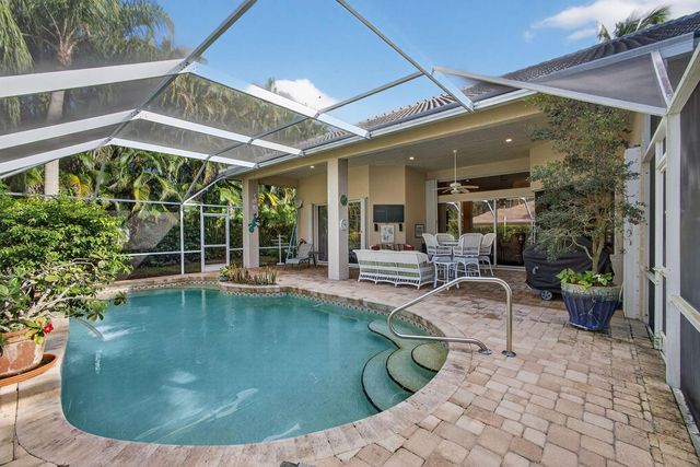 9923 SE Oak Tree Terrace, Tequesta, FL 33469