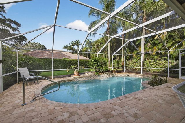 9923 SE Oak Tree Terrace, Tequesta, FL 33469