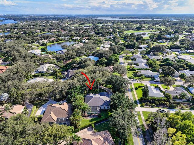 9923 SE Oak Tree Terrace, Tequesta, FL 33469