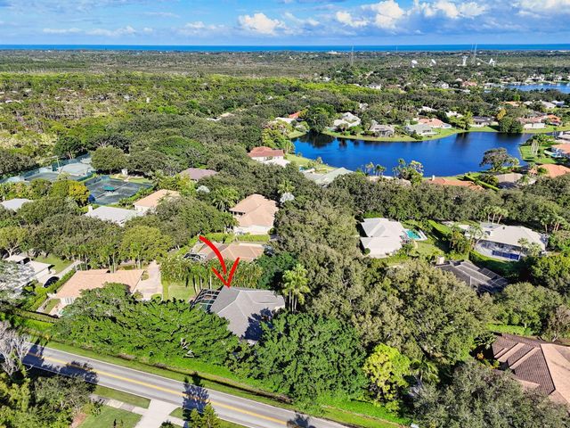 9923 SE Oak Tree Terrace, Tequesta, FL 33469