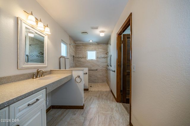 120 Gull Circle N, Daytona Beach, FL 32119