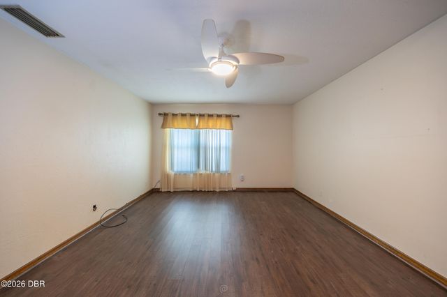 120 Gull Circle N, Daytona Beach, FL 32119