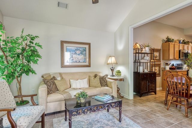 564 Cromwell Drive, Spartanburg, SC 29301