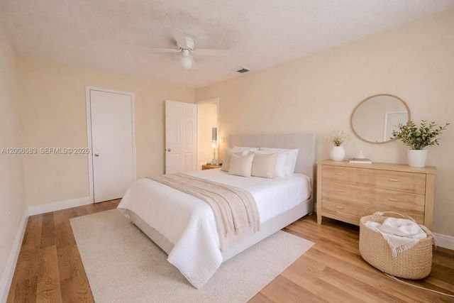 3896 NW 207 Street 1, Miami Gardens, FL 33055