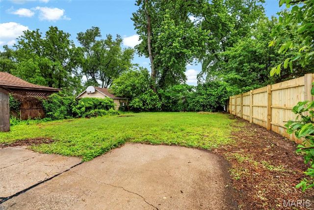 9411 Muriel Avenue, Woodson Terrace, MO 63114