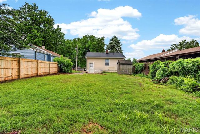9411 Muriel Avenue, Woodson Terrace, MO 63114