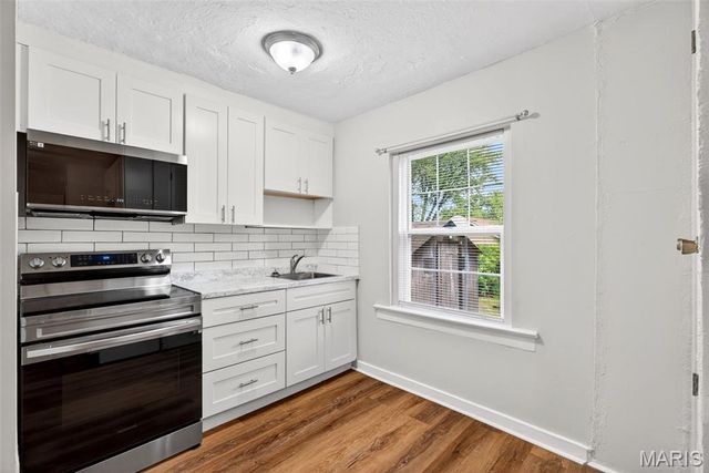 9411 Muriel Avenue, Woodson Terrace, MO 63114