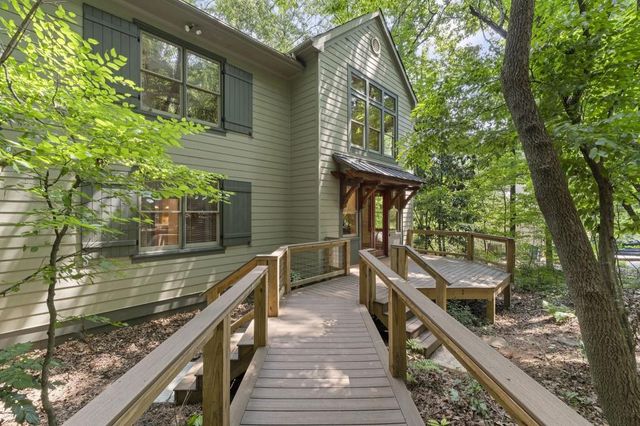 3886 Harts Mill Lane, Brookhaven, GA 30319