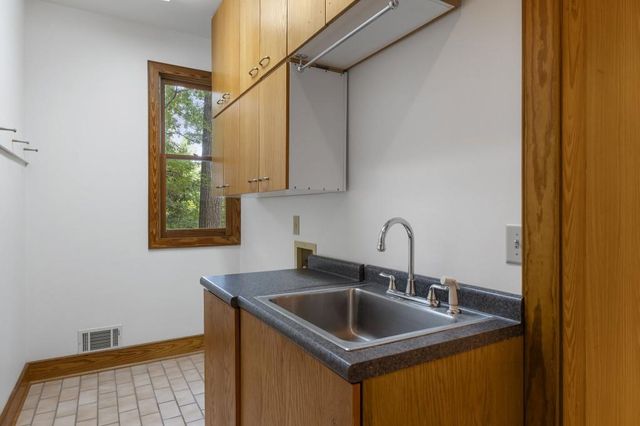 3886 Harts Mill Lane, Brookhaven, GA 30319