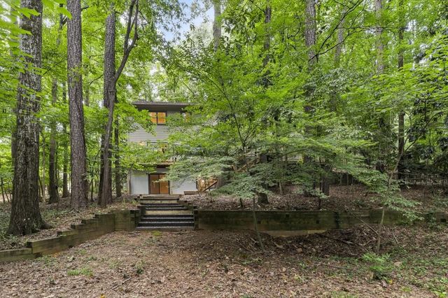 3886 Harts Mill Lane, Brookhaven, GA 30319