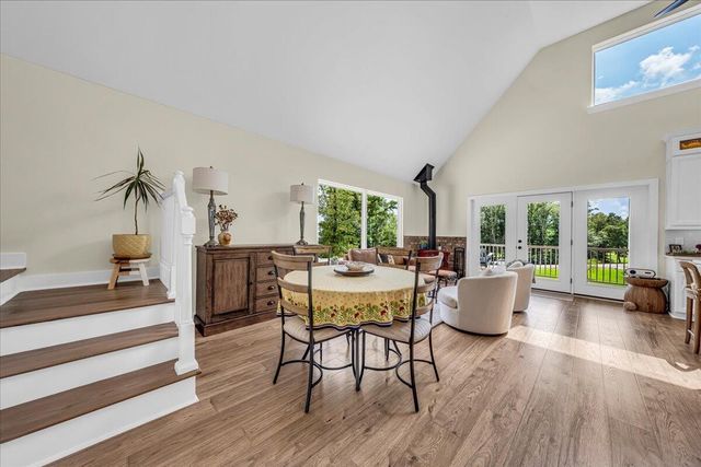 415 River Bluffs Drive, Jasper, TN 37347