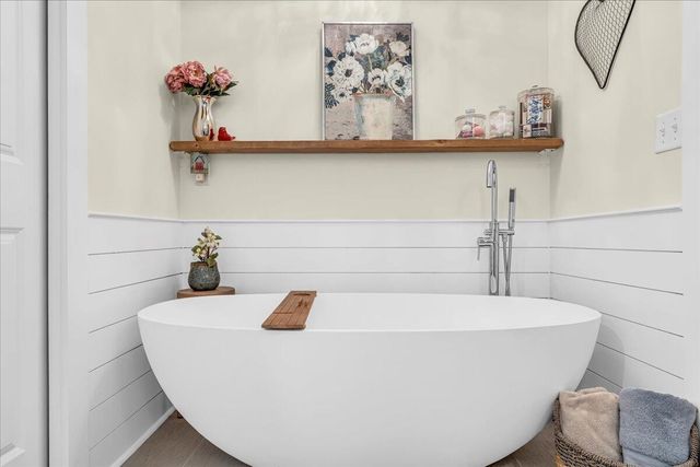 415 River Bluffs Drive, Jasper, TN 37347