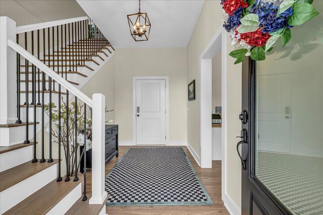 415 River Bluffs Drive, Jasper, TN 37347