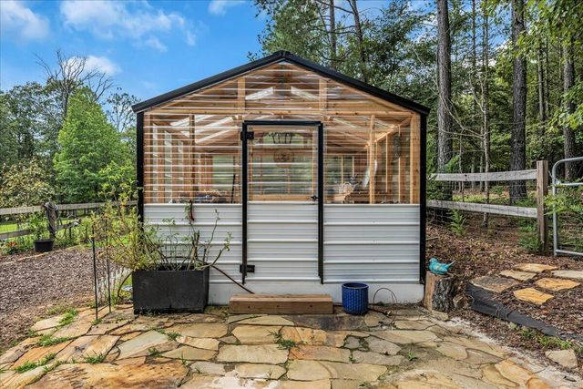 415 River Bluffs Drive, Jasper, TN 37347