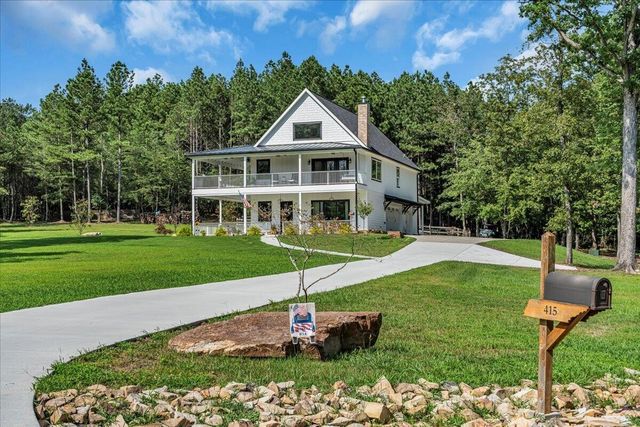 415 River Bluffs Drive, Jasper, TN 37347