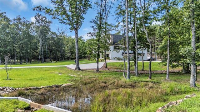 415 River Bluffs Drive, Jasper, TN 37347