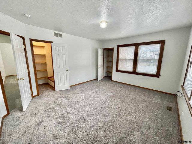 344 S 26th Street, Lincoln, NE 68510