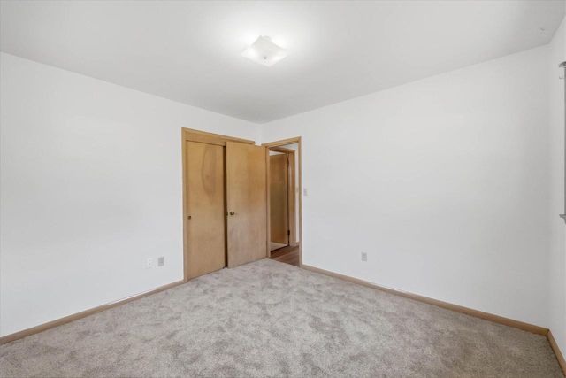 1109 11th AVENUE, Grafton, WI 53024
