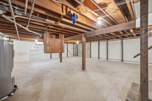 1109 11th AVENUE, Grafton, WI 53024