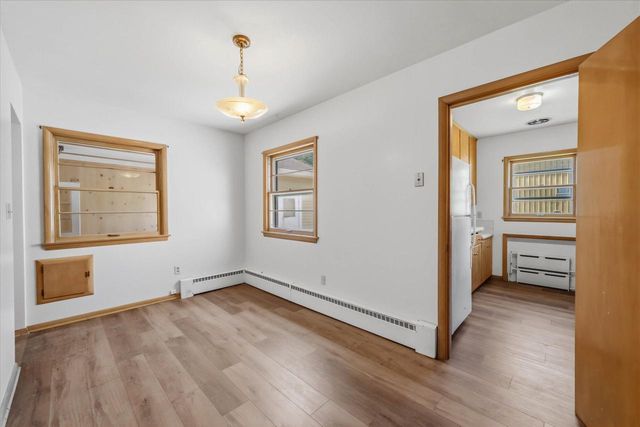 1109 11th AVENUE, Grafton, WI 53024