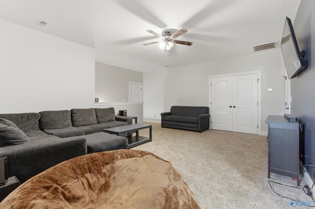 331 Blue Creek Drive, Harvest, AL 35749