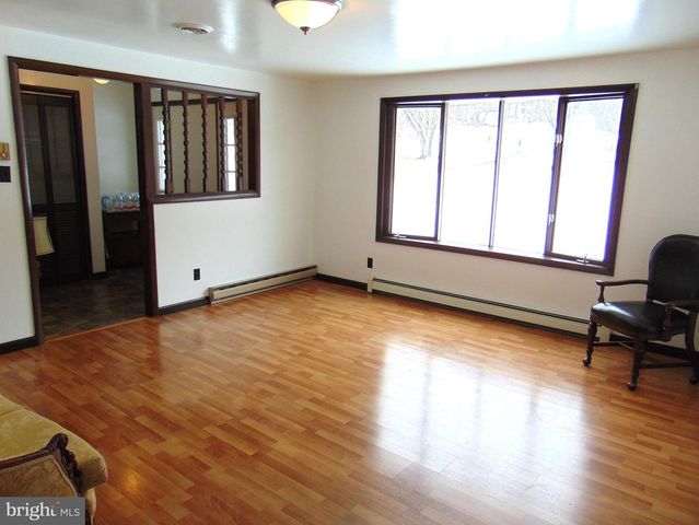 2029 REED RD, Knoxville, MD 21758