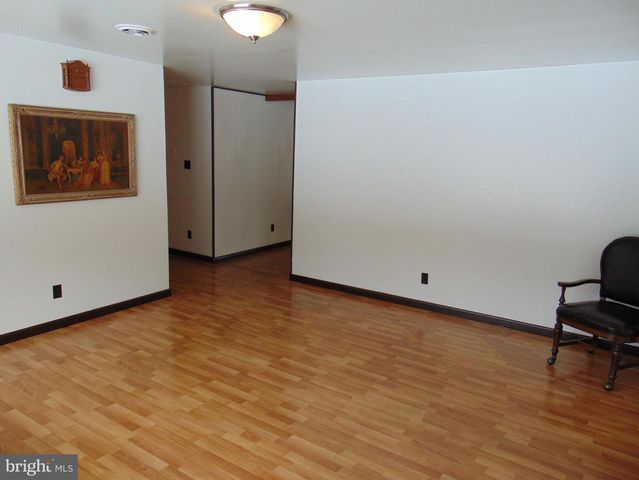 2029 REED RD, Knoxville, MD 21758