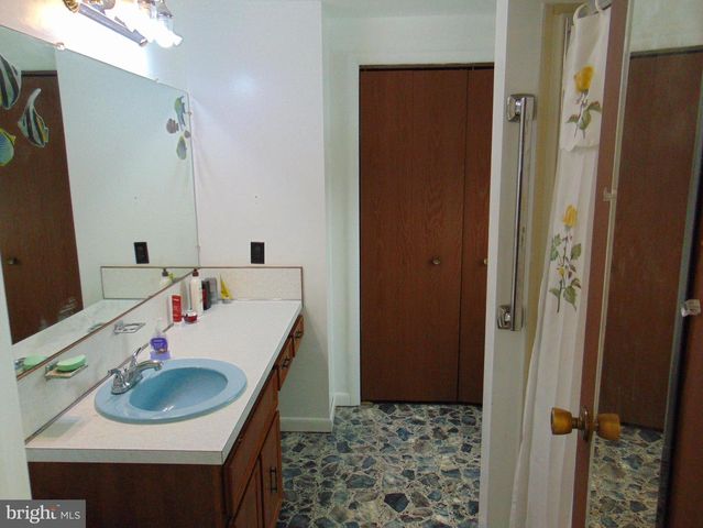 2029 REED RD, Knoxville, MD 21758