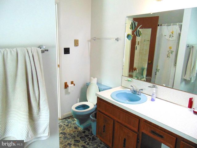 2029 REED RD, Knoxville, MD 21758