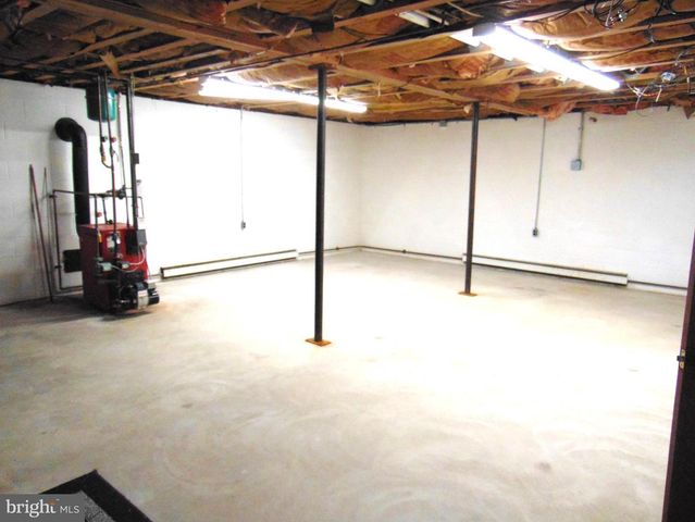 2029 REED RD, Knoxville, MD 21758